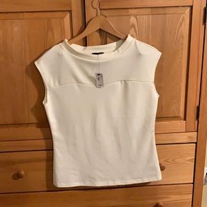 Off white cap sleeve tee.